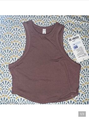 lululemon athletica Sleeveless Crop Tank - Mauve Plum